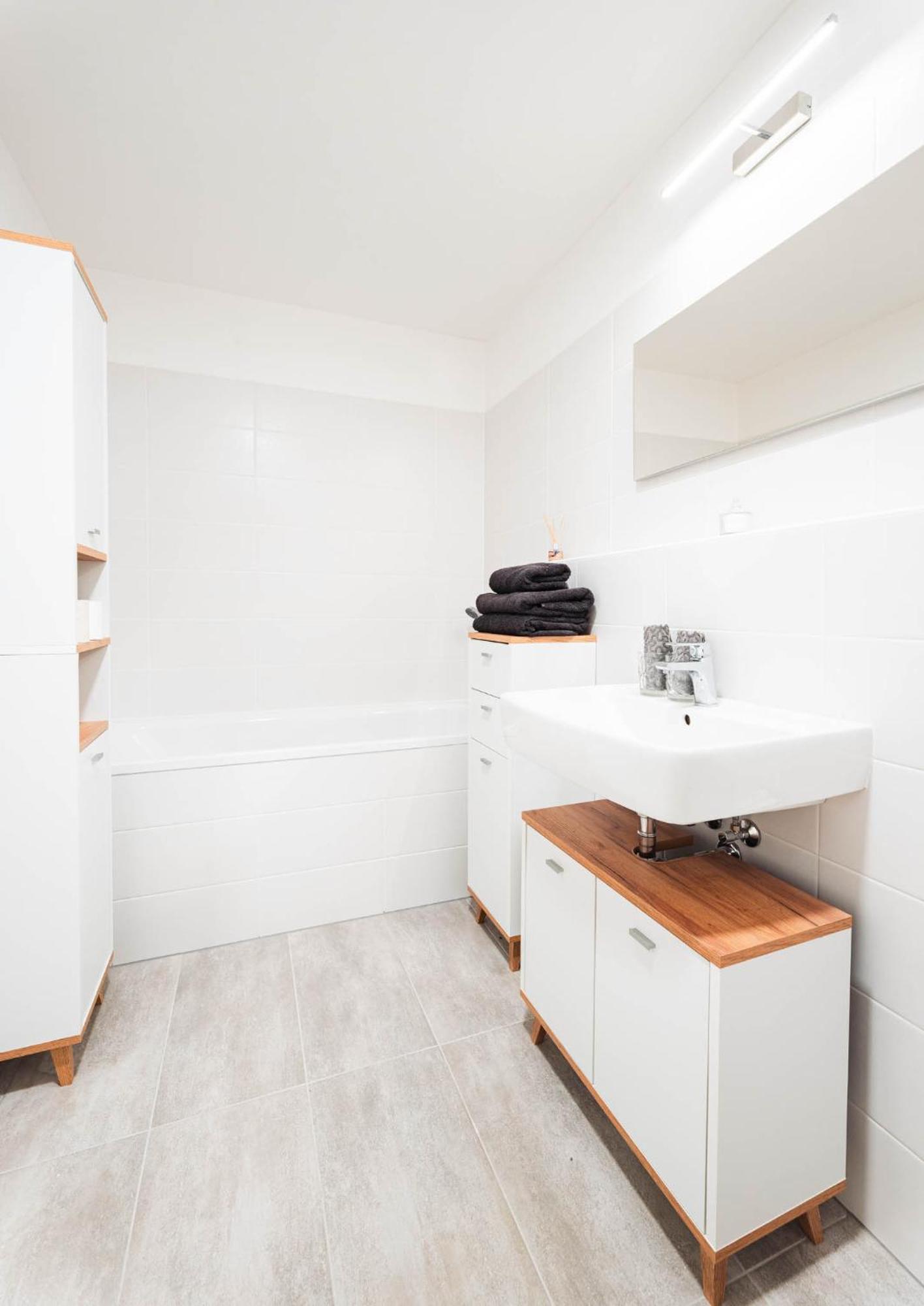 Silvie Apartments - Wolkerova Olomouc Buitenkant foto